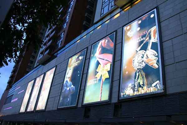 燈箱廣告 燈箱廣告