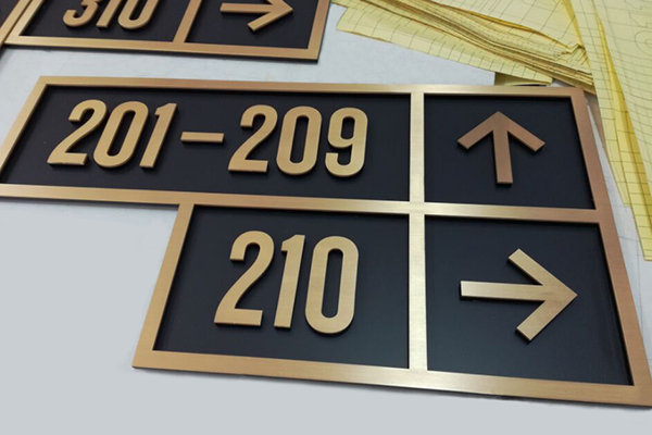 標(biāo)識(shí)標(biāo)牌 標(biāo)識(shí)標(biāo)牌